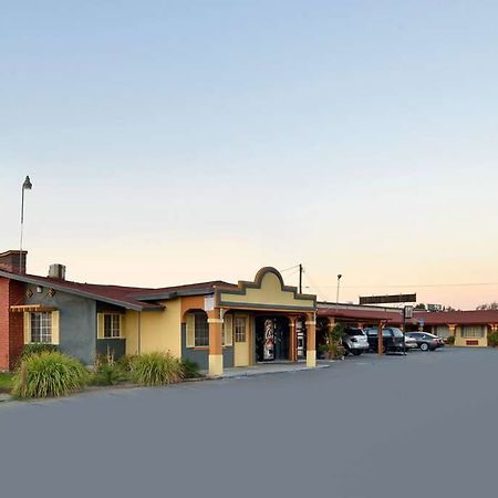 Rodeway Inn Modesto Exterior foto
